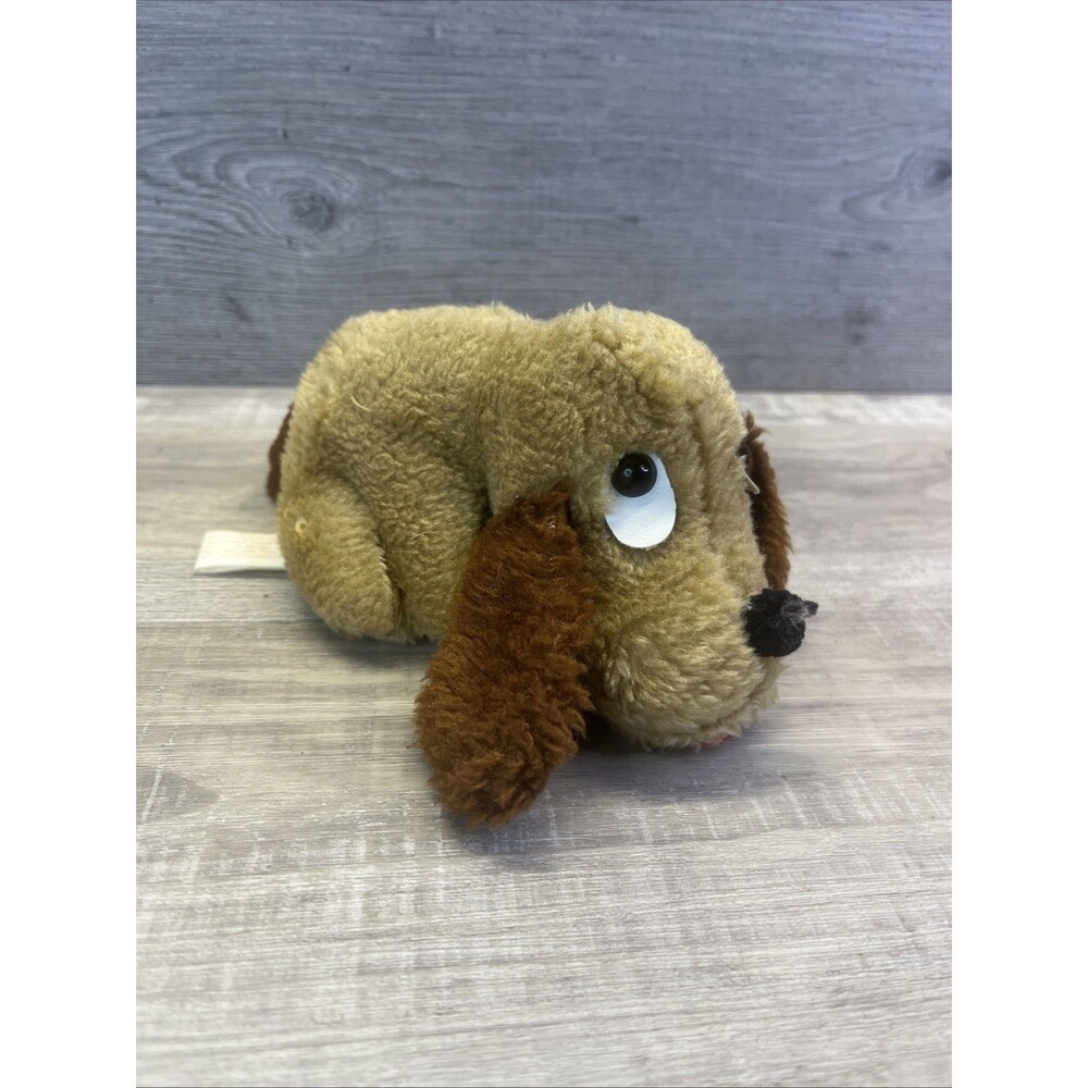 GIFTCO Bassett Hound Plush Stuffed Toy Sad Eyes Vintage